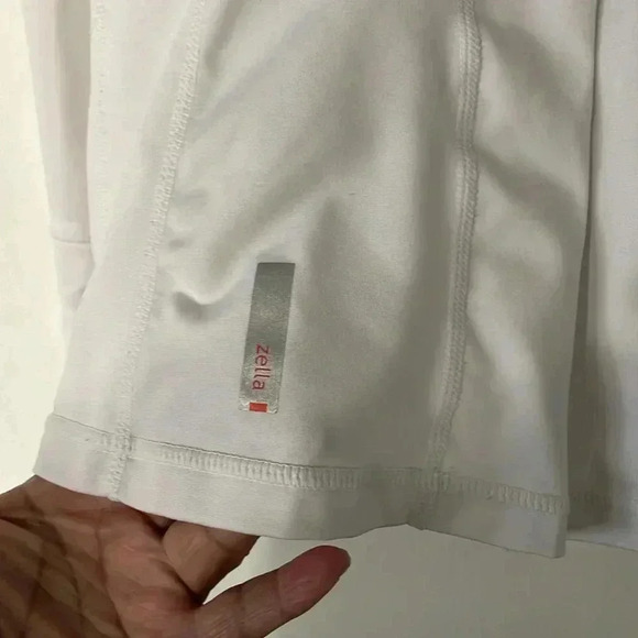 Zella runched front zip up - Picture 7 of 9